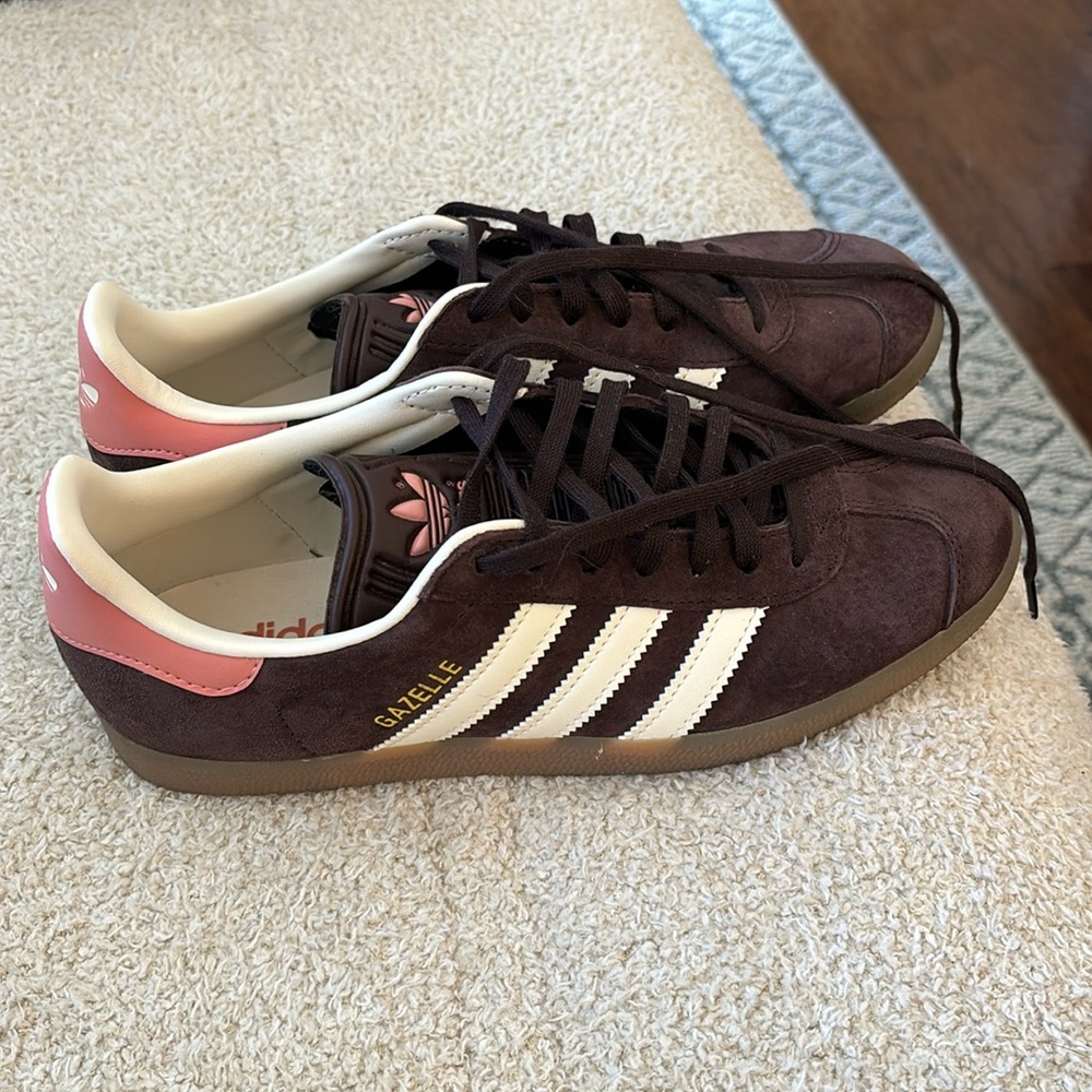 BRAND NEW ADIDAS GAZELLE!